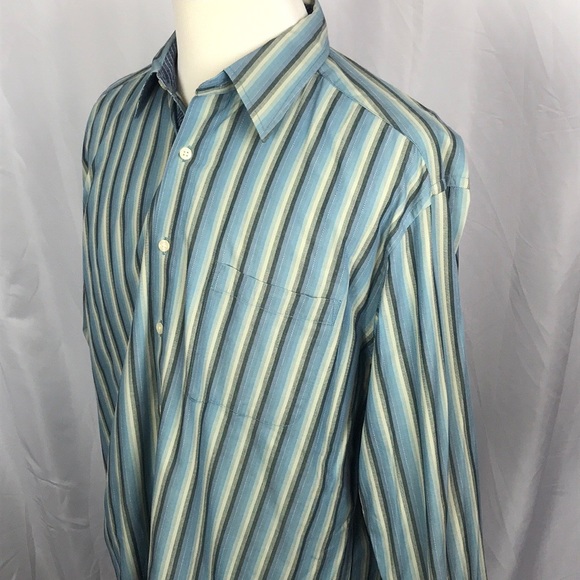 Robert Graham vertical stripe button up - Picture 4 of 8